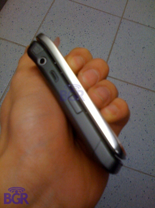 Illustration for article titled Kickstart: First Blackberry Flip Phone Needs a Kick in the Design Pants